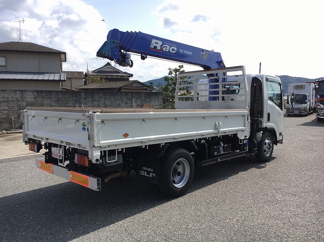 いすゞエルフクレーン5段小型（2t・3t）[写真02]