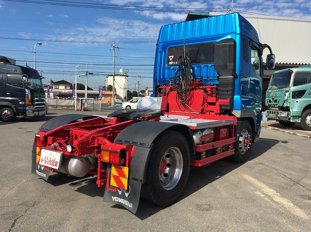 三菱ふそうスーパーグレートトレーラーヘッド（トラクターヘッド）大型（10t）[写真02]