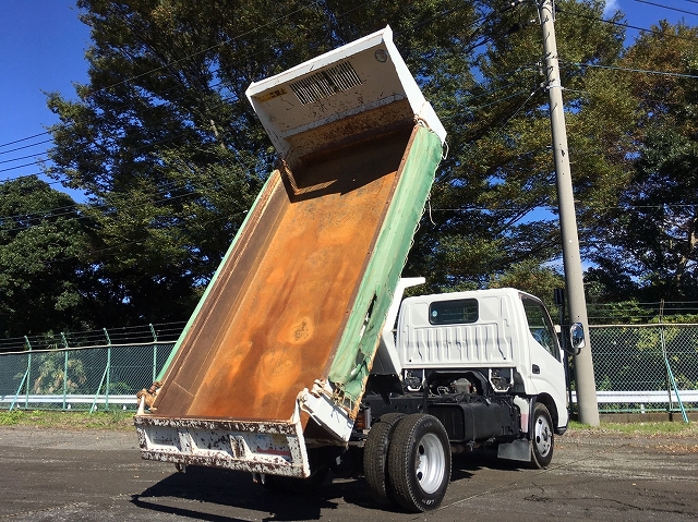 日野デュトロダンプ小型（2t・3t）[写真02]