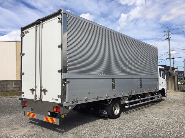 UDトラックスコンドルアルミウイング中型（4t）[写真02]