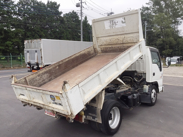 いすゞエルフダンプ小型（2t・3t）[写真02]