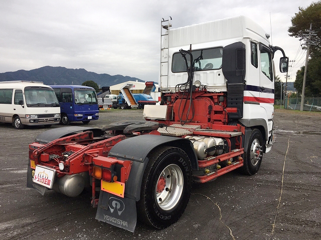 三菱ふそうスーパーグレートトレーラーヘッド（トラクターヘッド）大型（10t）[写真02]