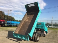 トヨタトヨエースダンプ小型（2t・3t）[写真02]