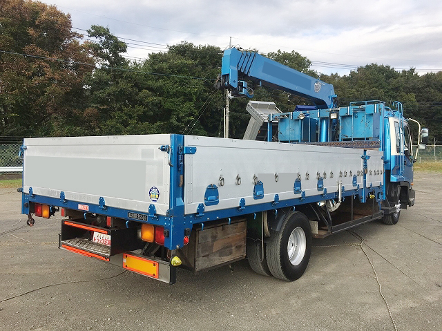 いすゞフォワードクレーン5段中型（4t）[写真02]