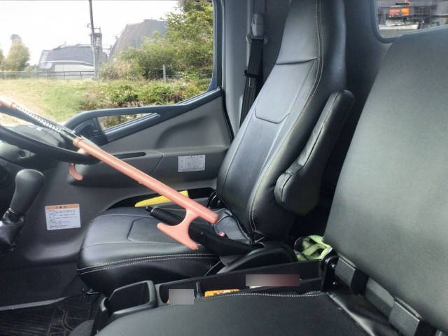 三菱ふそうキャンターセーフティローダー小型（2t・3t）[写真20]