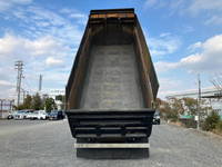 UDトラックスクオン深ダンプ（土砂禁ダンプ）大型（10t）[写真10]