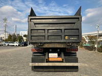 UDトラックスクオン深ダンプ（土砂禁ダンプ）大型（10t）[写真09]