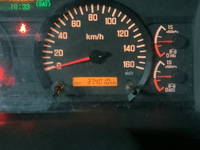 いすゞフォワードアルミウイング中型（4t）[写真03]