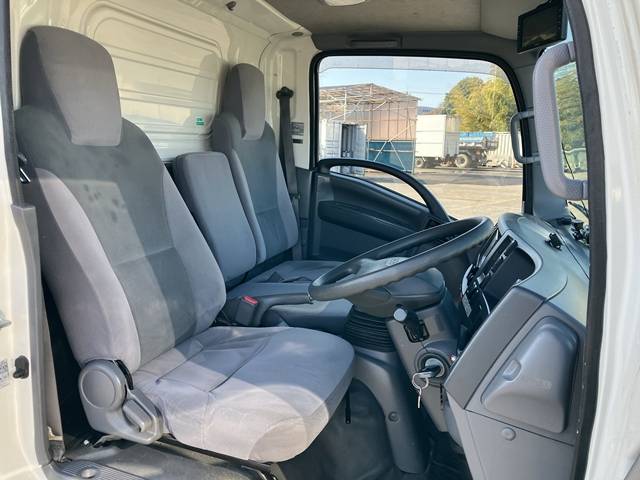 いすゞエルフアルミバン小型（2t・3t）[写真35]