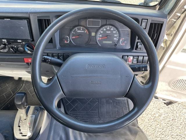 マツダタイタン平ボディ小型（2t・3t）[写真32]