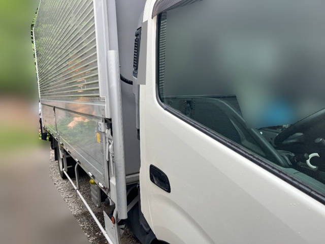 日野デュトロアルミウイング小型（2t・3t）[写真05]