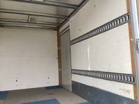 三菱ふそうキャンターアルミバン小型（2t・3t）[写真12]