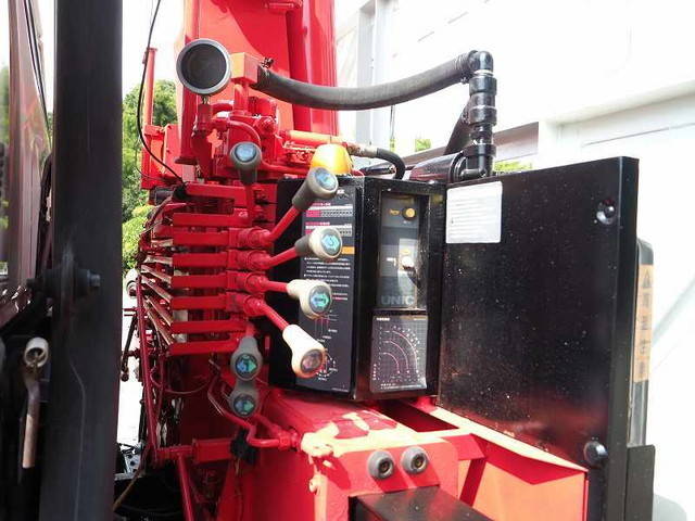 いすゞフォワードセルフクレーン3段中型（4t）[写真15]