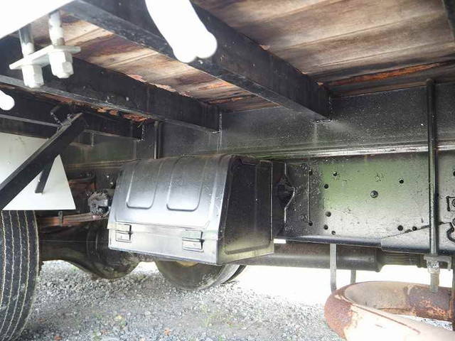 いすゞフォワードセルフクレーン3段中型（4t）[写真23]