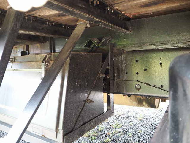 いすゞフォワードセルフクレーン3段中型（4t）[写真28]