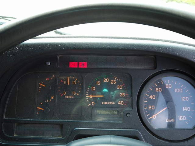 いすゞフォワードセルフクレーン3段中型（4t）[写真37]