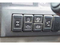 いすゞエルフクレーン3段小型（2t・3t）[写真34]