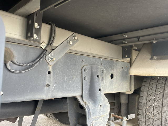 日野デュトロ冷凍車（冷蔵車）小型（2t・3t）[写真19]