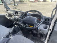 日野デュトロ冷凍車（冷蔵車）小型（2t・3t）[写真30]