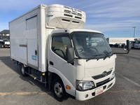 日野デュトロ冷凍車（冷蔵車）小型（2t・3t）[写真03]