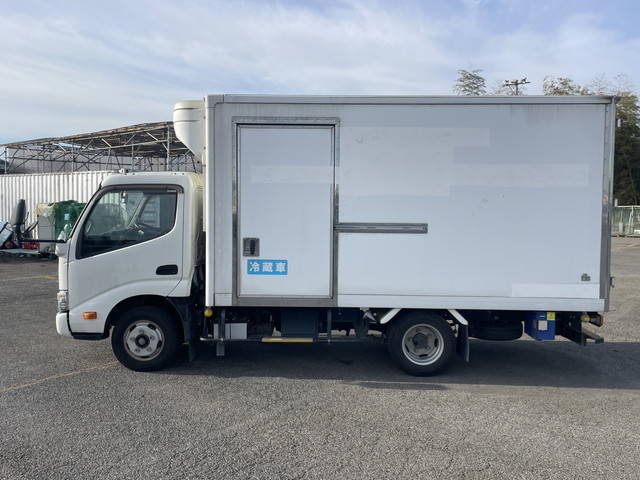 日野デュトロ冷凍車（冷蔵車）小型（2t・3t）[写真05]
