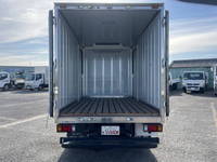 いすゞエルフ冷凍車（冷蔵車）小型（2t・3t）[写真12]