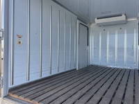 いすゞエルフ冷凍車（冷蔵車）小型（2t・3t）[写真13]