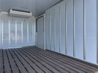 いすゞエルフ冷凍車（冷蔵車）小型（2t・3t）[写真14]