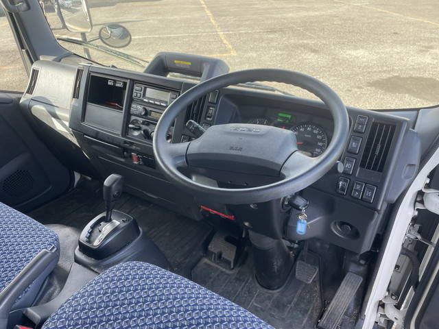 いすゞエルフ冷凍車（冷蔵車）小型（2t・3t）[写真31]