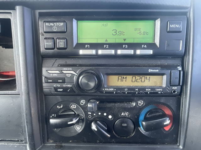 いすゞエルフ冷凍車（冷蔵車）小型（2t・3t）[写真36]