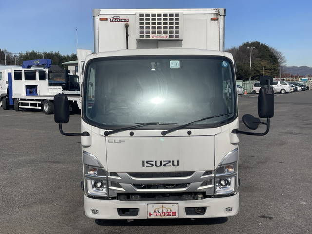 いすゞエルフ冷凍車（冷蔵車）小型（2t・3t）[写真09]