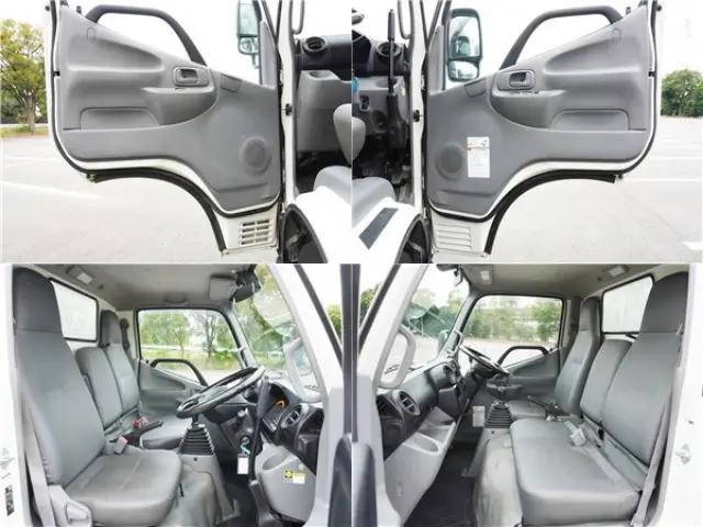 日野デュトロダンプ小型（2t・3t）[写真28]