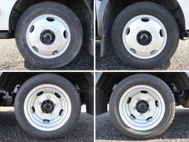 トヨタトヨエース平ボディ小型（2t・3t）[写真19]