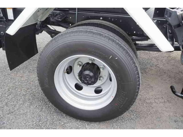 三菱ふそうファイターコンテナ専用車中型（4t）[写真12]