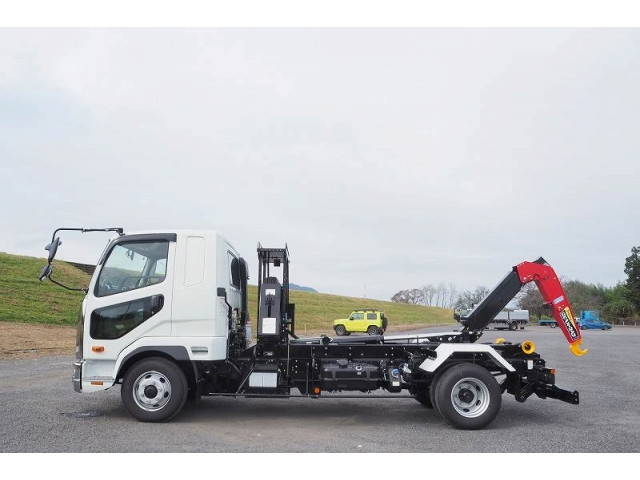 三菱ふそうファイターコンテナ専用車中型（4t）[写真03]