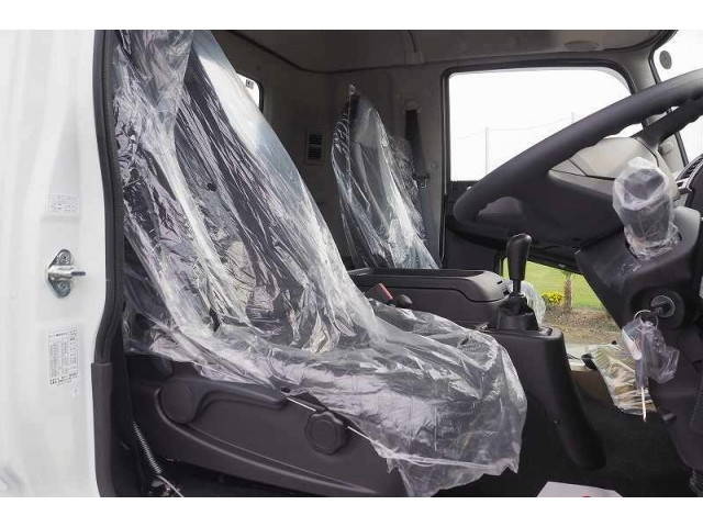 三菱ふそうファイターコンテナ専用車中型（4t）[写真34]