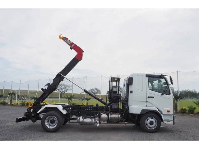 三菱ふそうファイターコンテナ専用車中型（4t）[写真04]