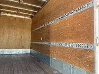 三菱ふそうキャンターアルミバン小型（2t・3t）[写真15]