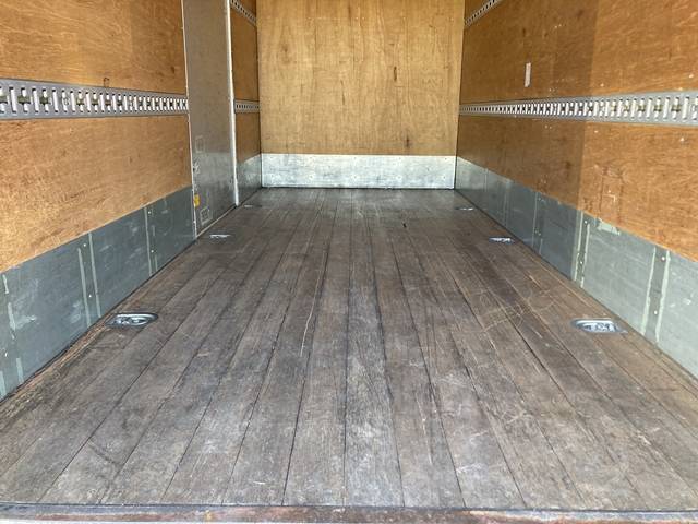 三菱ふそうキャンターアルミバン小型（2t・3t）[写真16]