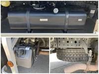 三菱ふそうキャンターアルミバン小型（2t・3t）[写真22]