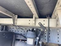 三菱ふそうキャンターアルミバン小型（2t・3t）[写真23]