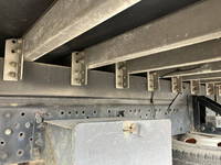 三菱ふそうキャンターアルミバン小型（2t・3t）[写真26]