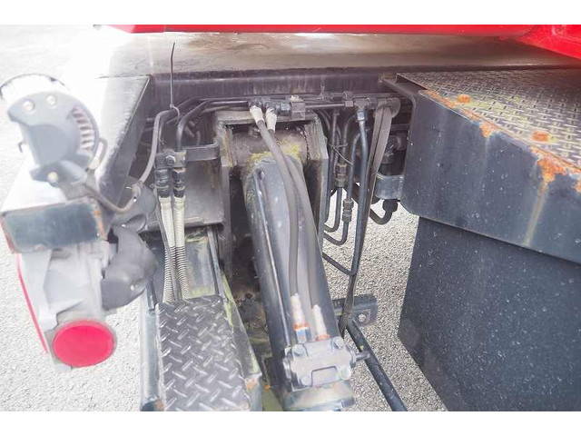 三菱ふそうファイタートラッククレーン中型（4t）[写真12]