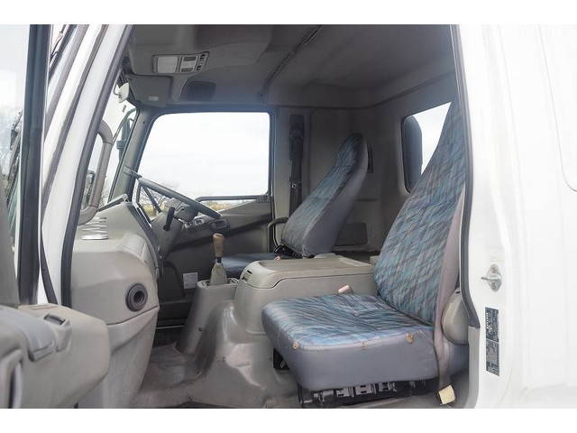 三菱ふそうファイタートラッククレーン中型（4t）[写真34]