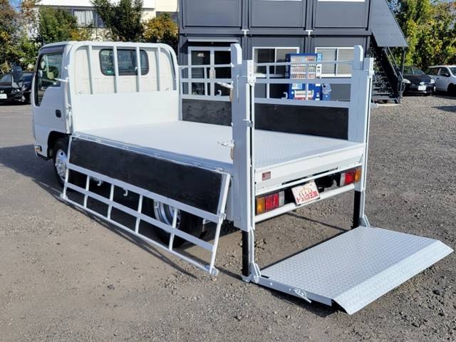 いすゞエルフ平ボディ小型（2t・3t）[写真14]