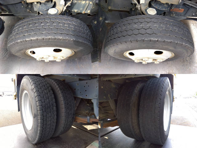 いすゞエルフ平ボディ小型（2t・3t）[写真21]