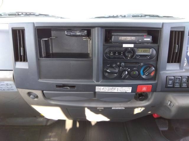 いすゞエルフ平ボディ小型（2t・3t）[写真29]