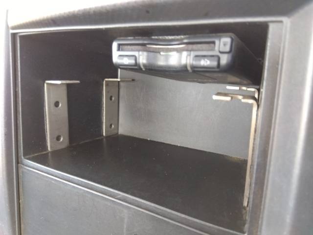 いすゞエルフ平ボディ小型（2t・3t）[写真32]