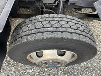 いすゞフォワードアルミバン中型（4t）[写真22]