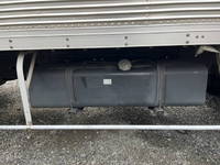 いすゞフォワードアルミバン中型（4t）[写真24]